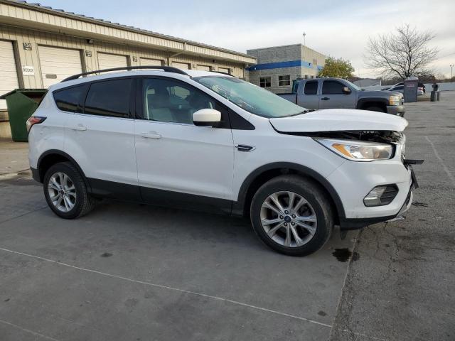 Photo 4 from auction – 2018 FORD ESCAPE with VIN 1FMCU9G90JUC13692
