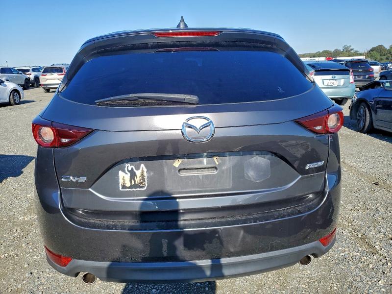Photo 6 from auction – 2018 MAZDA CX-5 TOURI with VIN JM3KFACM3J1459490