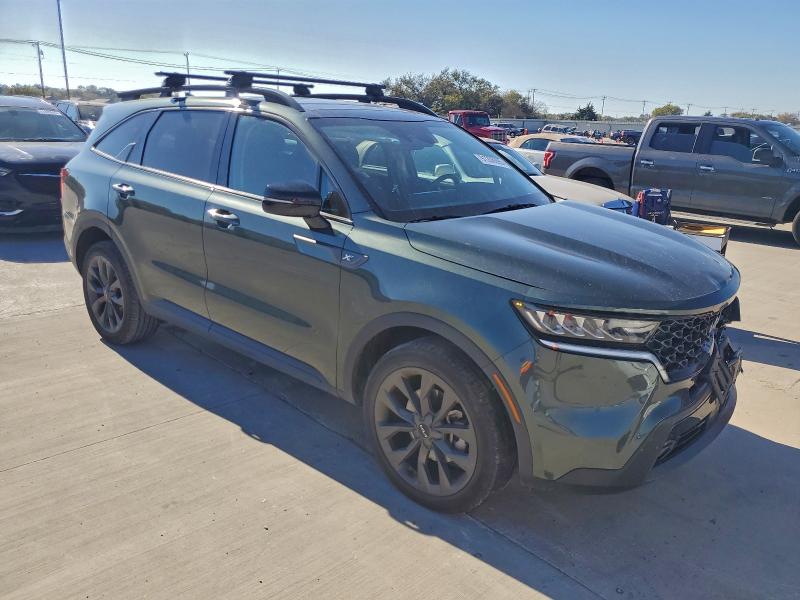 Photo 4 from auction – 2023 KIA SORENTO EX with VIN 5XYRHDLF7PG212700