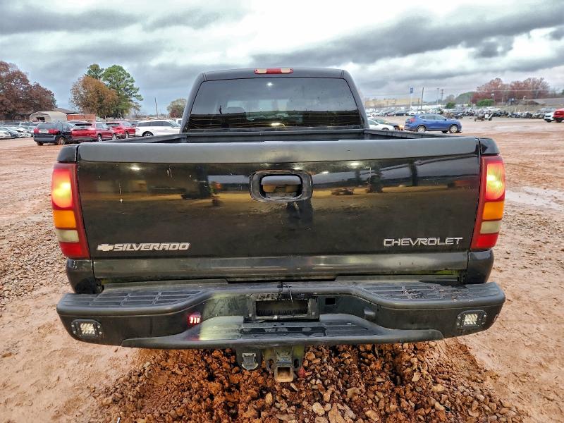 Photo 6 from auction – 2004 CHEVROLET SILVERADO with VIN 1GCHK23U44F117283