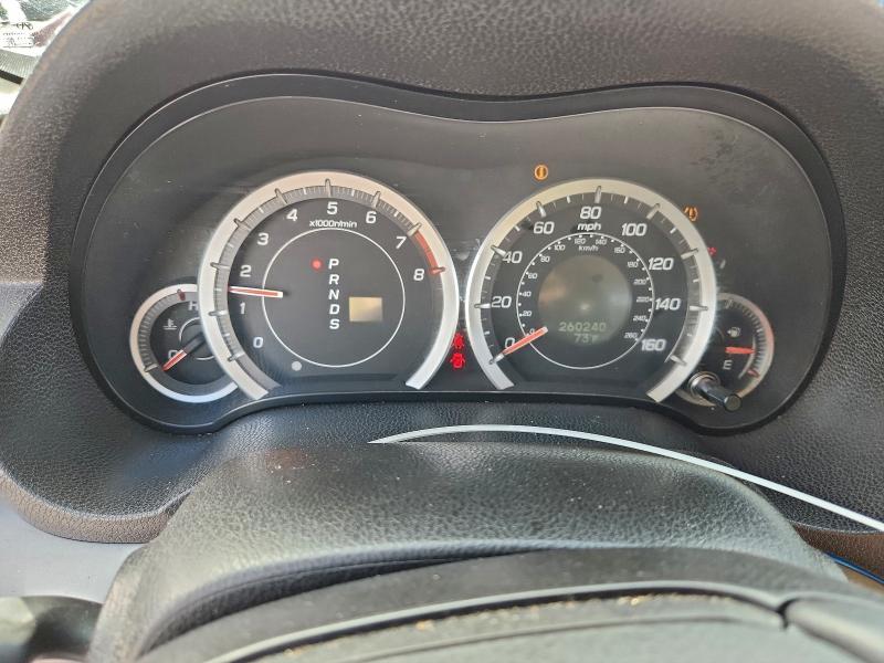 Photo 9 from auction – 2010 ACURA TSX with VIN JH4CU2F62AC021004