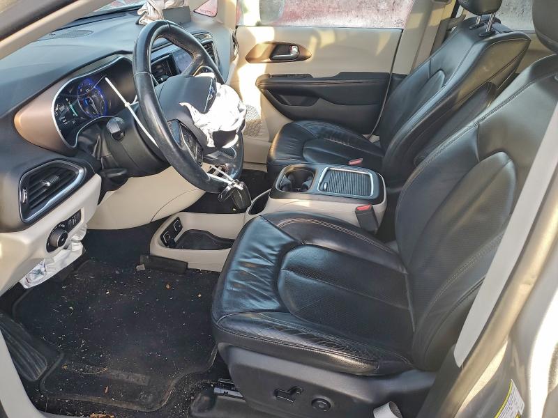 Photo 7 from auction – 2017 CHRYSLER PACIFICA T with VIN 2C4RC1EGXHR832621