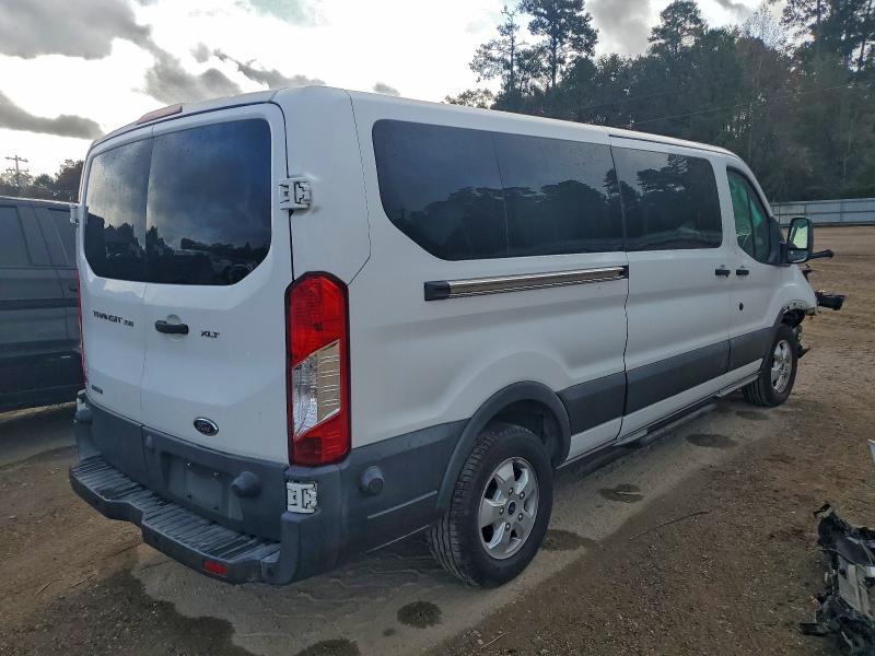 Photo 3 from auction – 2018 FORD TRANSIT with VIN 1FBZX2YG5JKA44859