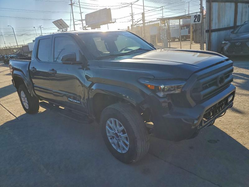 Photo 4 from auction – 2024 TOYOTA TACOMA DOU with VIN 3TMLB5JN0RM071045