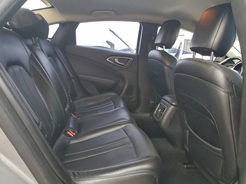 Photo 10 from auction – 2015 CHRYSLER 200 C with VIN 1C3CCCCB3FN624541