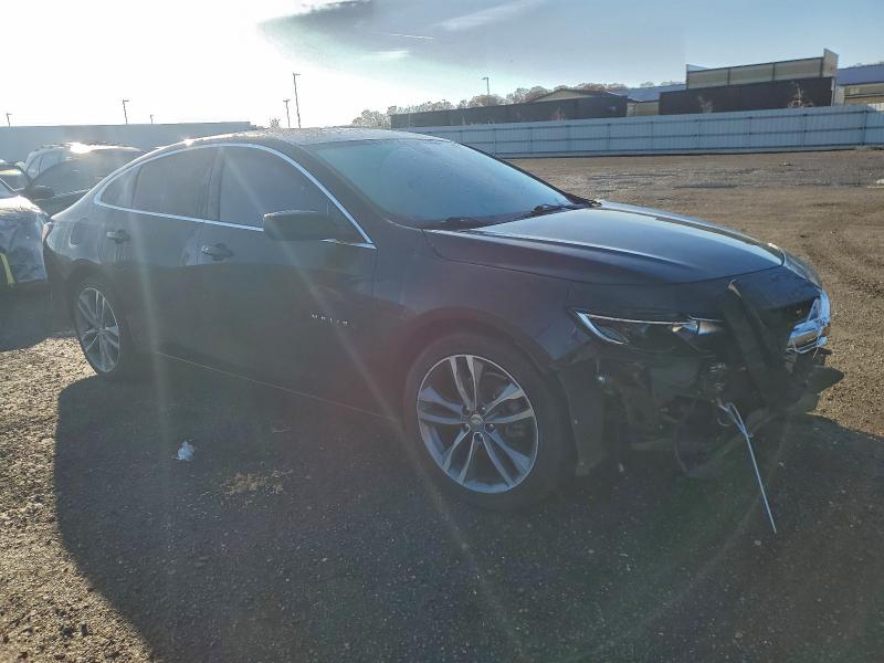 Photo 4 from auction – 2021 CHEVROLET MALIBU with VIN 1G1ZD5ST4MF022739