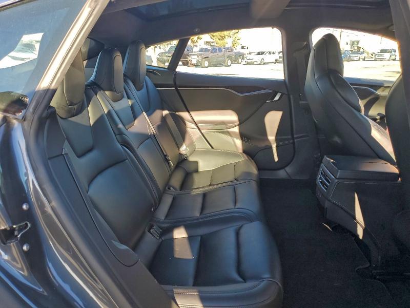 Photo 10 from auction – 2018 TESLA MODEL S with VIN 5YJSA1E23JF261860