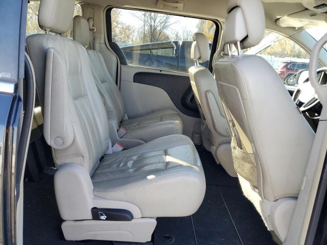 Photo 11 from auction – 2011 CHRYSLER TOWN & COU with VIN 2A4RR8DG8BR616986