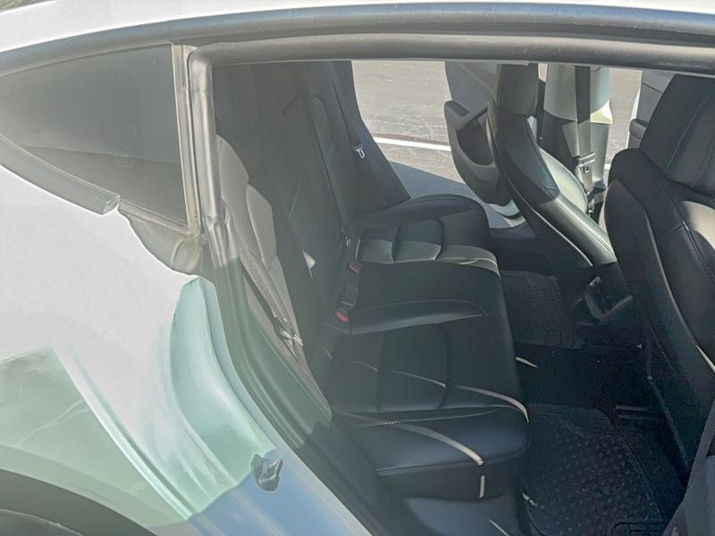 Photo 6 from auction – 2021 TESLA MODEL 3 with VIN 5YJ3E1EA0MF030239