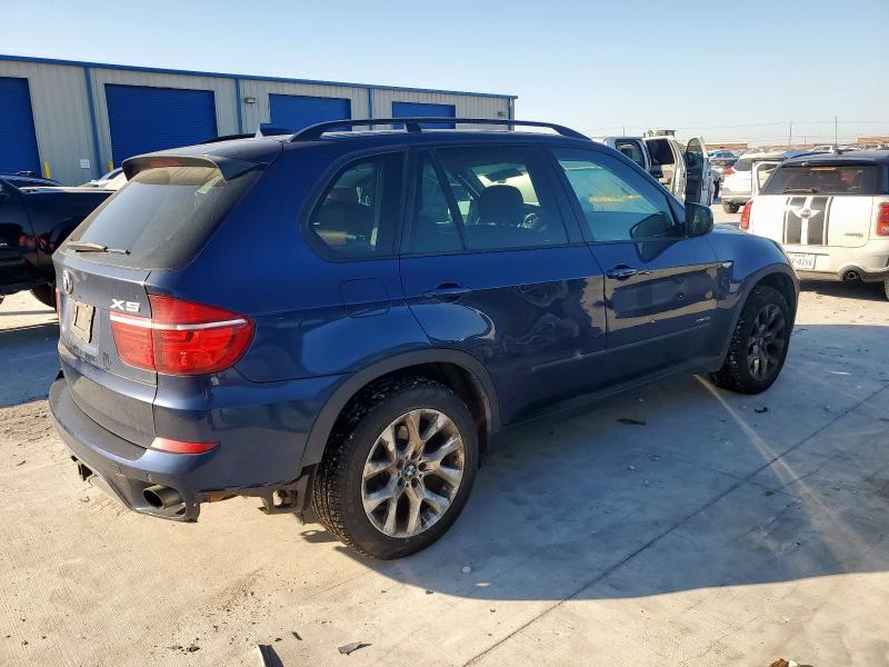 Photo 3 from auction – 2013 BMW X5 XDRIVE3 with VIN 5UXZV4C52D0B13611