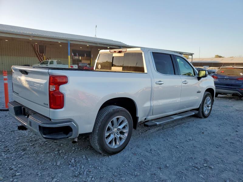 Photo 3 from auction – 2021 CHEVROLET SILVERADO with VIN 1GCPWEED0MZ137155