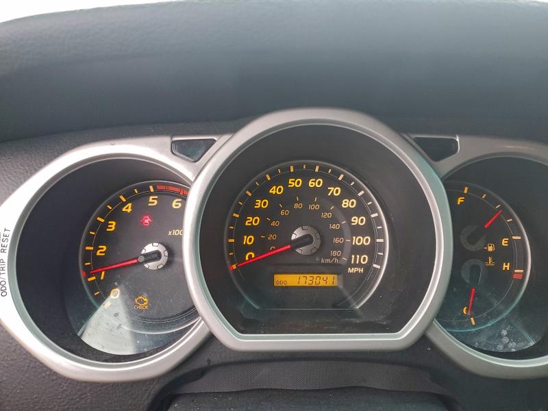Photo 9 from auction – 2004 TOYOTA 4RUNNER LI with VIN JTEBT17RX48013156