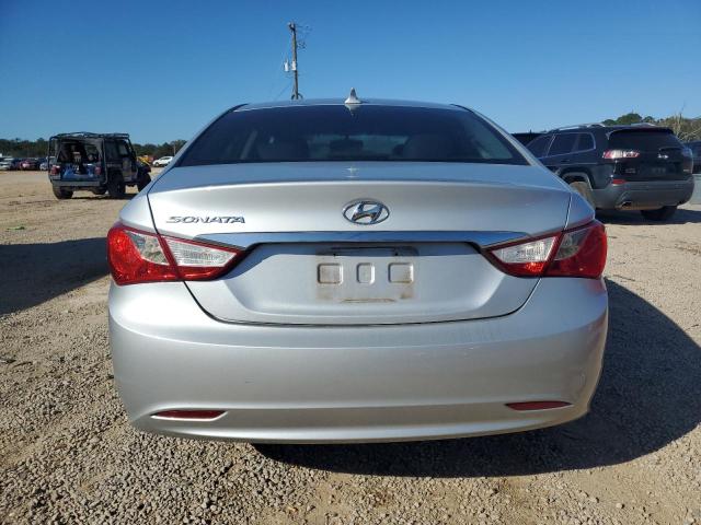 Photo 6 from auction – 2011 HYUNDAI SONATA SE with VIN 5NPEC4AC1BH003556