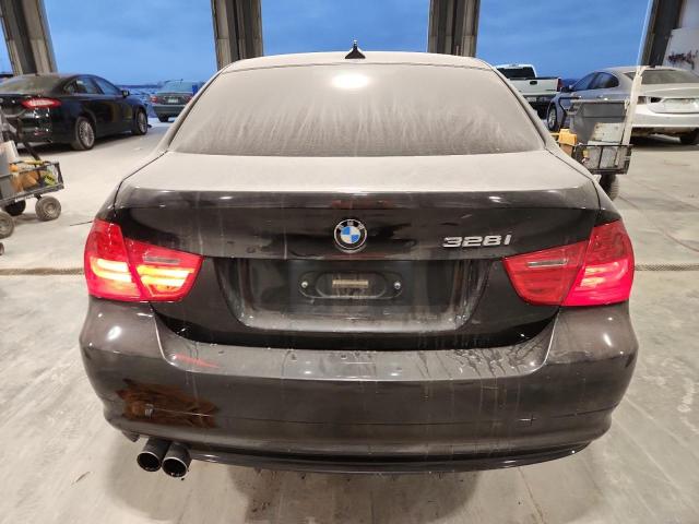 Photo 6 from auction – 2010 BMW 328 XI with VIN WBAPK7C56AA457980