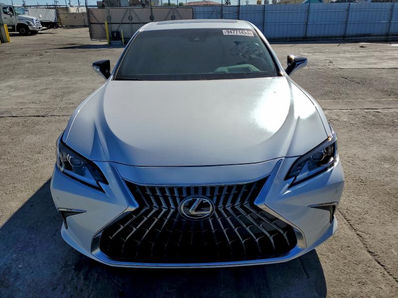 Photo 5 from auction – 2024 LEXUS ES with VIN 58ADA1C17RU052275