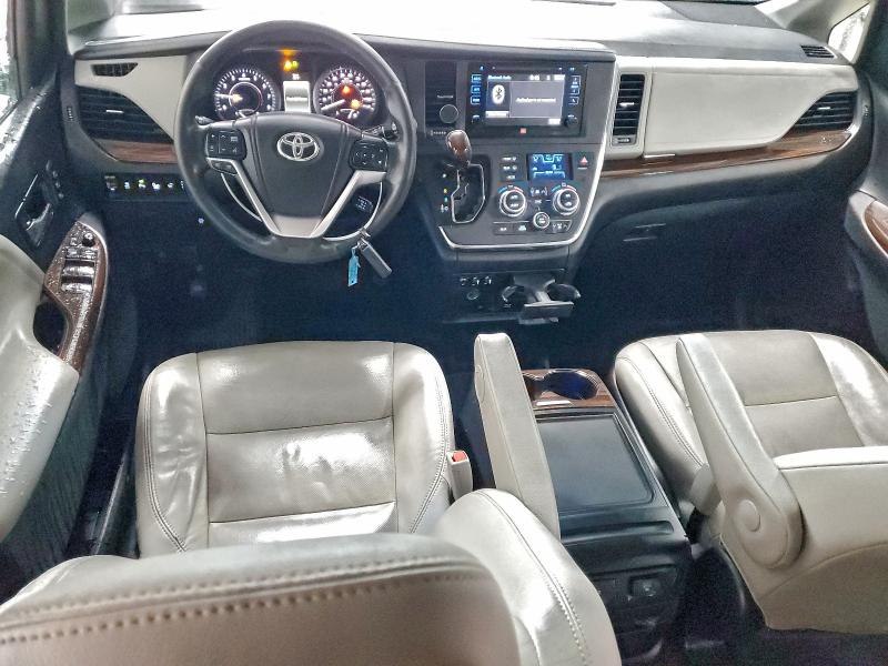 Photo 8 from auction – 2015 TOYOTA SIENNA XLE with VIN 5TDDK3DCXFS095075