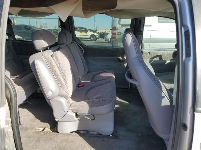 Photo 11 from auction – 2000 DODGE GRAND CARA with VIN 1B4GP44G3YB680398