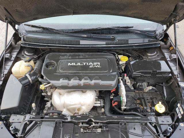 Photo 11 from auction – 2015 CHRYSLER 200 LIMITE with VIN 1C3CCCAB0FN758958