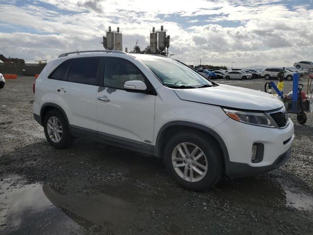 Photo 4 from auction – 2014 KIA SORENTO with VIN 5XYKTCA69EG528416