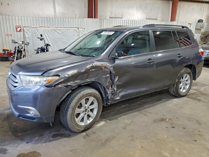 TOYOTA HIGHLANDER 2011 with VIN 5TDZK3EH1BS037110 - Photo from auction