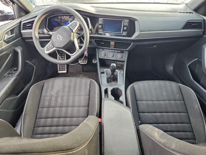 Photo 8 from auction – 2023 VOLKSWAGEN JETTA with VIN 3VWBM7BU8PM043074