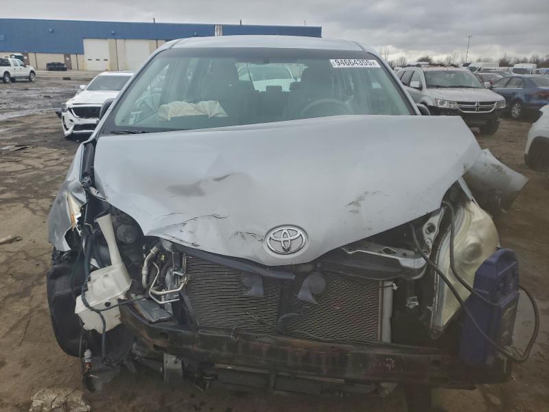 Photo 12 from auction – 2014 TOYOTA SIENNA with VIN 5TDZK3DC7ES438896