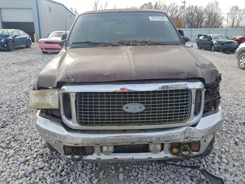 Photo 5 from auction – 2001 FORD EXCURSION with VIN 1FMSU43F51EA20376