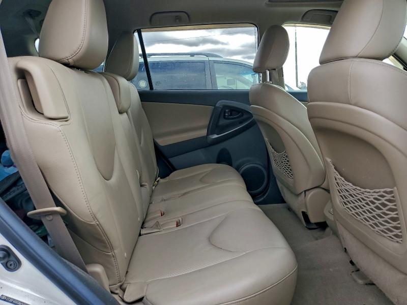 Photo 11 from auction – 2011 TOYOTA RAV4 LIMIT with VIN 2T3DF4DV5BW149130