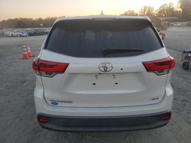 Photo 6 from auction – 2019 TOYOTA HIGHLANDER with VIN 5TDKZRFH9KS330798