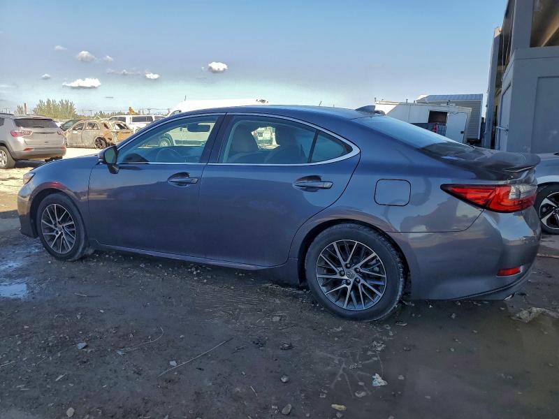 Photo 2 from auction – 2018 LEXUS ES 350 with VIN 58ABK1GGXJU097511