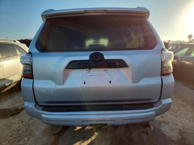 Photo 6 from auction – 2019 TOYOTA 4RUNNER SR with VIN JTEBU5JR7K5630123