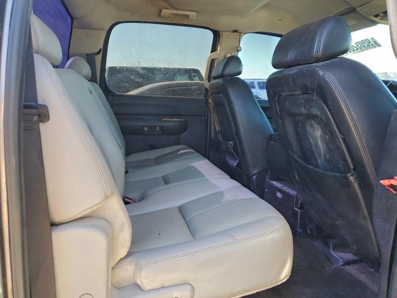 Photo 10 from auction – 2008 GMC SIERRA C15 with VIN 3GTEC13J88G223059