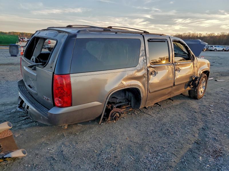 Photo 3 from auction – 2007 GMC YUKON with VIN 1GKFC16J97R429266