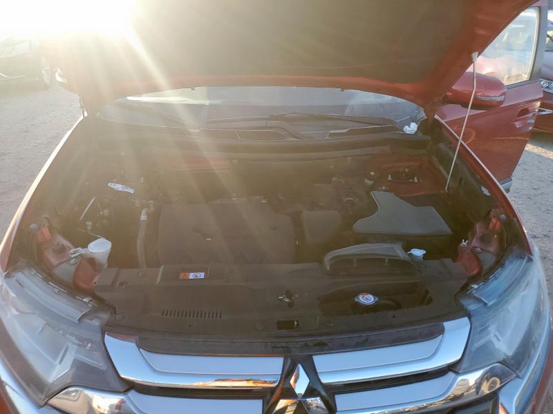 Photo 12 from auction – 2016 MITSUBISHI OUTLANDER with VIN JA4AD3A32GZ044732