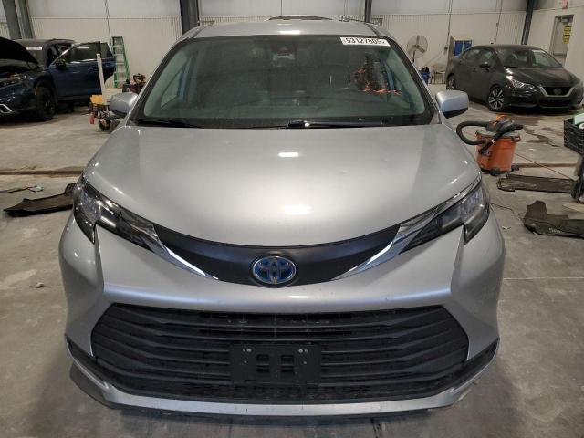 Photo 5 from auction – 2021 TOYOTA SIENNA LE with VIN 5TDKSKFC8MS036554