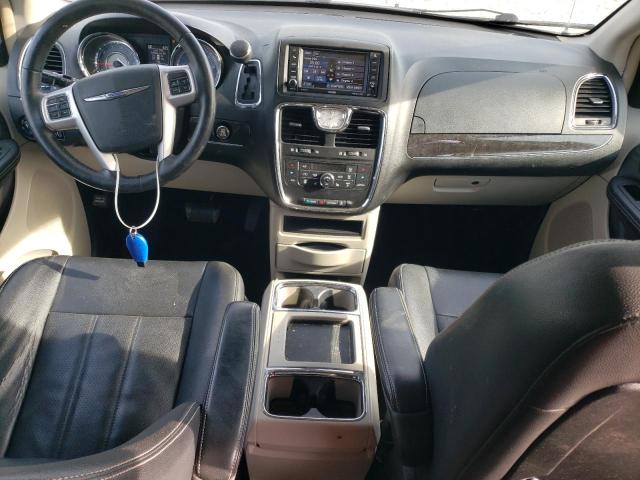 Photo 8 from auction – 2014 CHRYSLER TOWN & COU with VIN 2C4RC1CG1ER252284