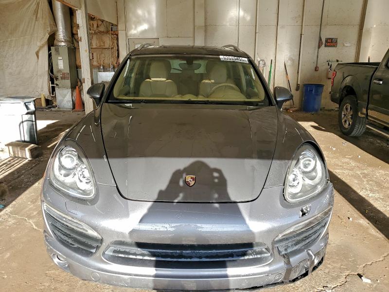 Photo 5 from auction – 2014 PORSCHE CAYENNE S with VIN WP1AE2A25ELA50060