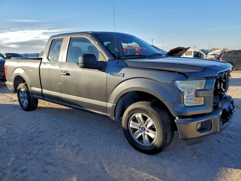 Zdjęcie 4 z aukcji – 2015 FORD F150 SUPER z VIN 1FTEX1C83FFA37753