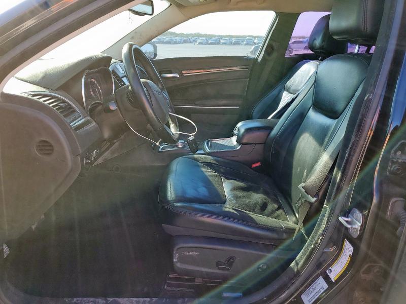 Photo 7 from auction – 2016 CHRYSLER 300 LIMITE with VIN 2C3CCAAG2GH156878