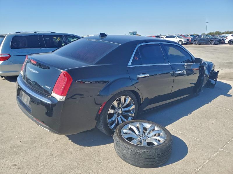 Photo 3 from auction – 2018 CHRYSLER 300 LIMITE with VIN 2C3CCAEG2JH126913
