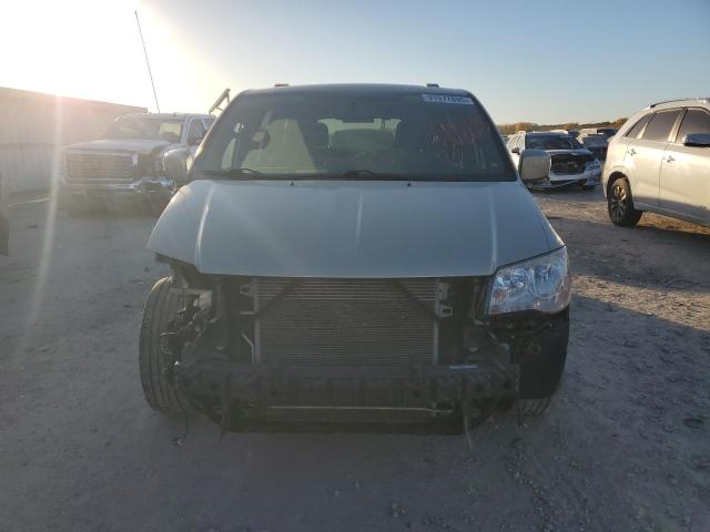 Photo 5 from auction – 2011 CHRYSLER TOWN & COU with VIN 2A4RR5DGXBR608015
