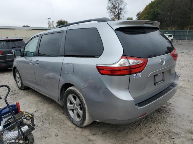 Photo 2 from auction – 2017 TOYOTA SIENNA LE with VIN 5TDKZ3DCXHS883151