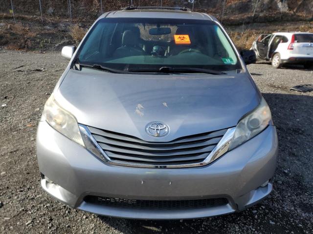 Photo 5 from auction – 2011 TOYOTA SIENNA XLE with VIN 5TDDK3DC9BS006655
