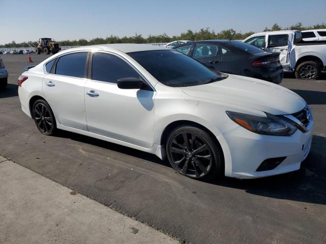 Photo 4 from auction – 2017 NISSAN ALTIMA with VIN 1N4AL3AP0HC286960