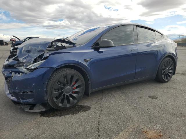 TESLA MODEL Y 2022 with VIN 7SAYGDEF6NF553895 - Photo from auction