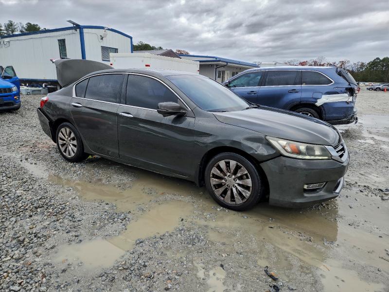 Photo 4 from auction – 2013 HONDA ACCORD with VIN 1HGCR3F86DA024693