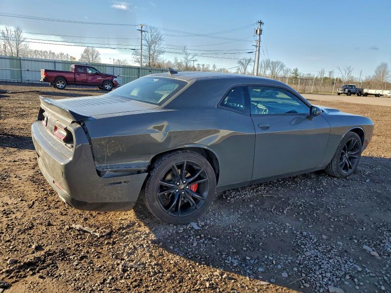 Photo 3 from auction – 2018 DODGE CHALLENGER with VIN 2C3CDZAG8JH252436