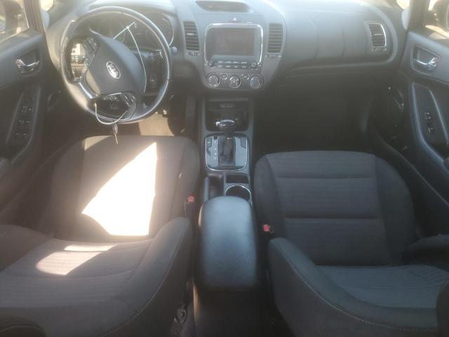 Photo 8 from auction – 2017 KIA FORTE LX with VIN 3KPFL4A79HE103571