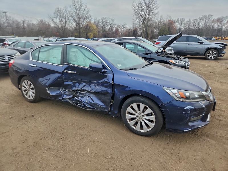 Photo 4 from auction – 2014 HONDA ACCORD EXL with VIN 1HGCR2F85EA165539