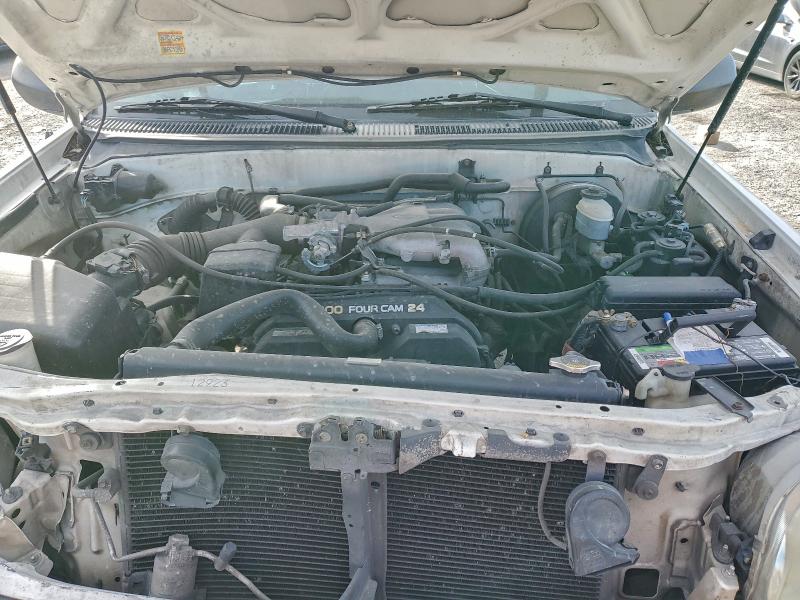 Photo 11 from auction – 2001 TOYOTA TUNDRA with VIN 5TBJN32121S194468